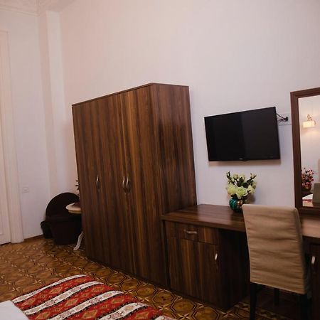 Malakhan hotel Baku Bagian luar foto
