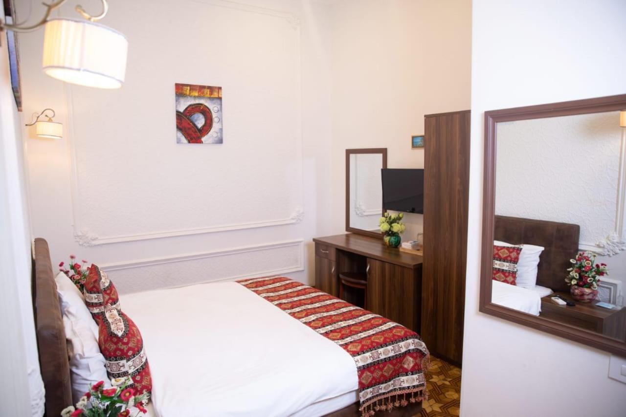 Malakhan hotel Baku Ruang foto