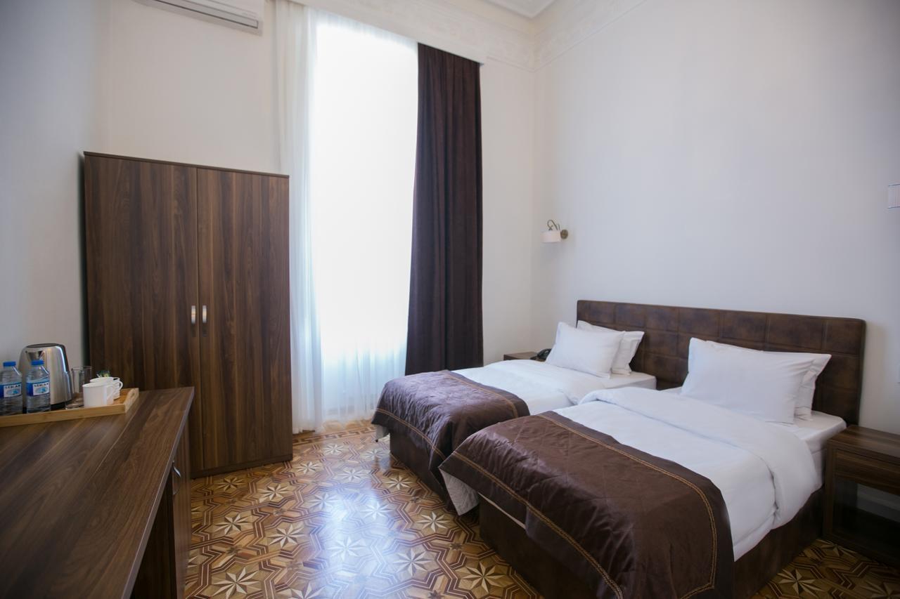 Malakhan hotel Baku Bagian luar foto