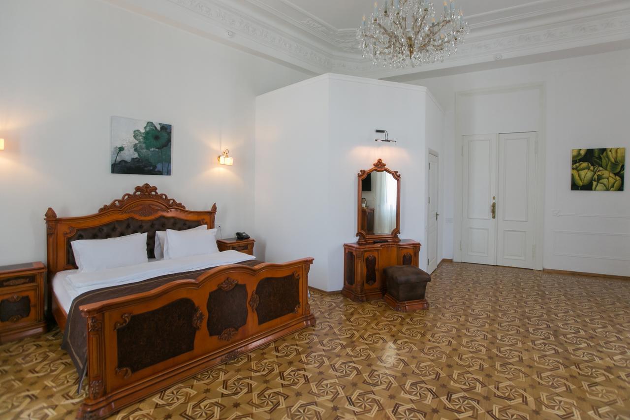 Malakhan hotel Baku Bagian luar foto
