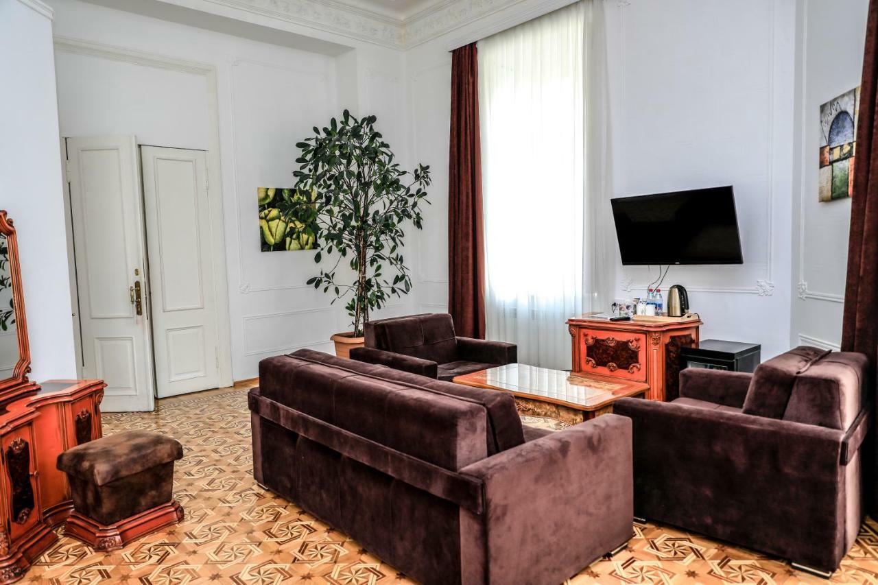 Malakhan hotel Baku Bagian luar foto