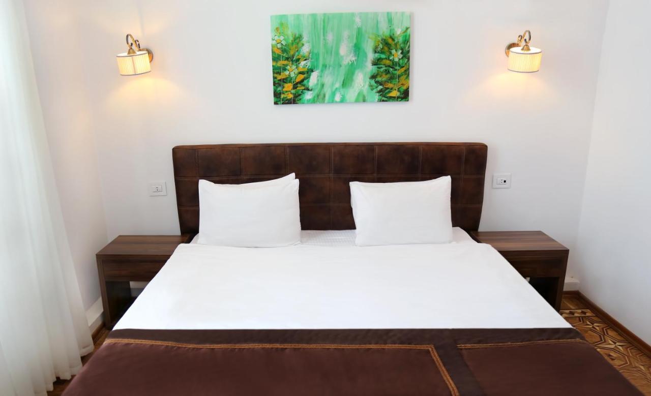 Malakhan hotel Baku Bagian luar foto
